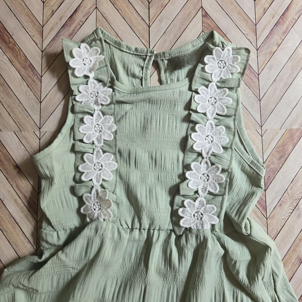 Girl's Sage Green Ruffle Dress Floral Sundress Lightweight Summer Outfit 6-7Y